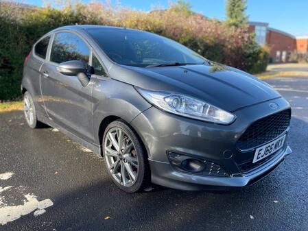 FORD FIESTA 1.0 T EcoBoost ST-Line